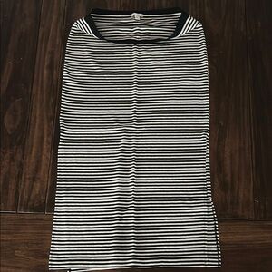 GAP Black and White Midi Pencil Skirt